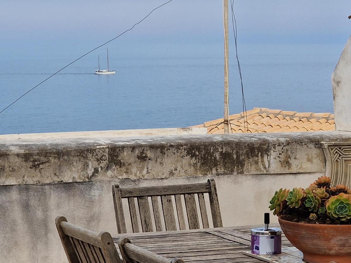 Sea-View Terrace & Bikes Moon Ortigia Holiday Home Syracuse Exterior photo
